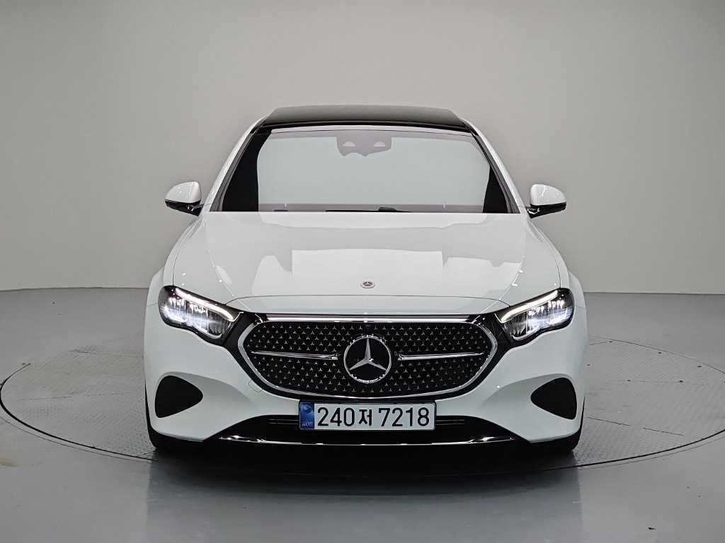 벤츠 E 클래스 E200 아방가르드 사진 2/19
