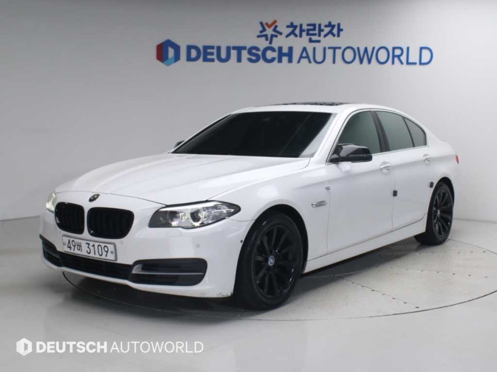 BMW 5시리즈 528i xDrive 사진