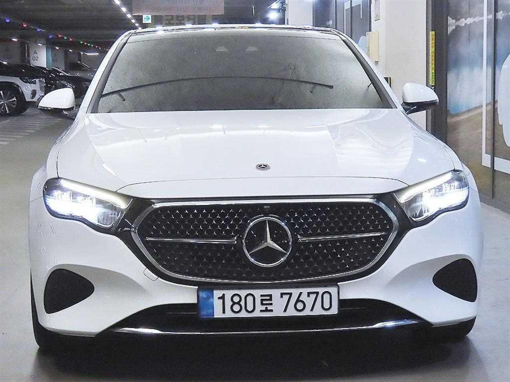 벤츠 E 클래스 E200 아방가르드 사진 2/20