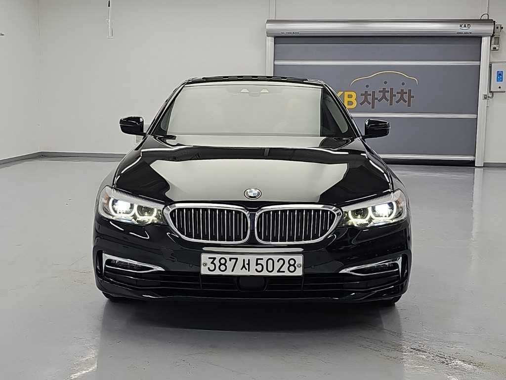 BMW 5시리즈 520i 럭셔리 사진 2/20