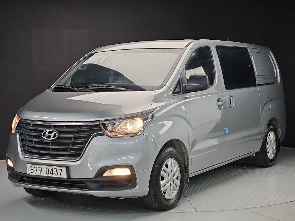 현대 스타렉스 2WD 밴 5인승 스마트 사진