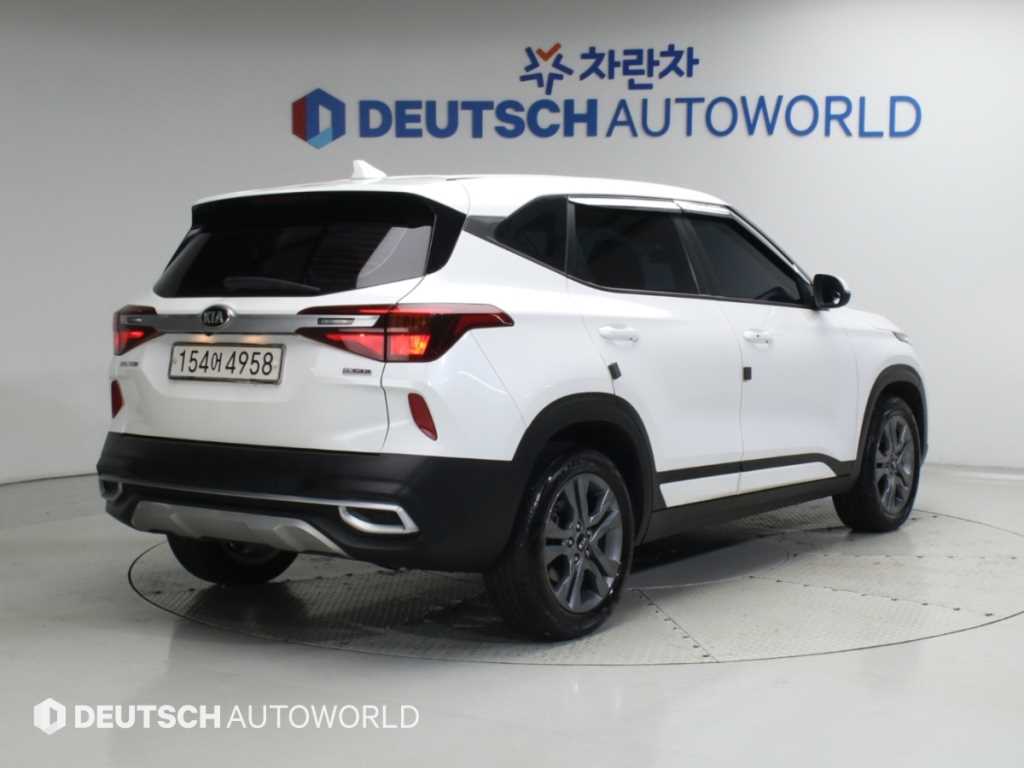 기아 셀토스 가솔린 1.6 터보 2WD 프레스티지 사진 2/20