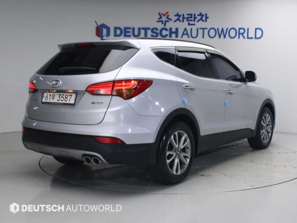 현대 싼타페 디젤 2WD 2.0 프리미엄 사진 2/20