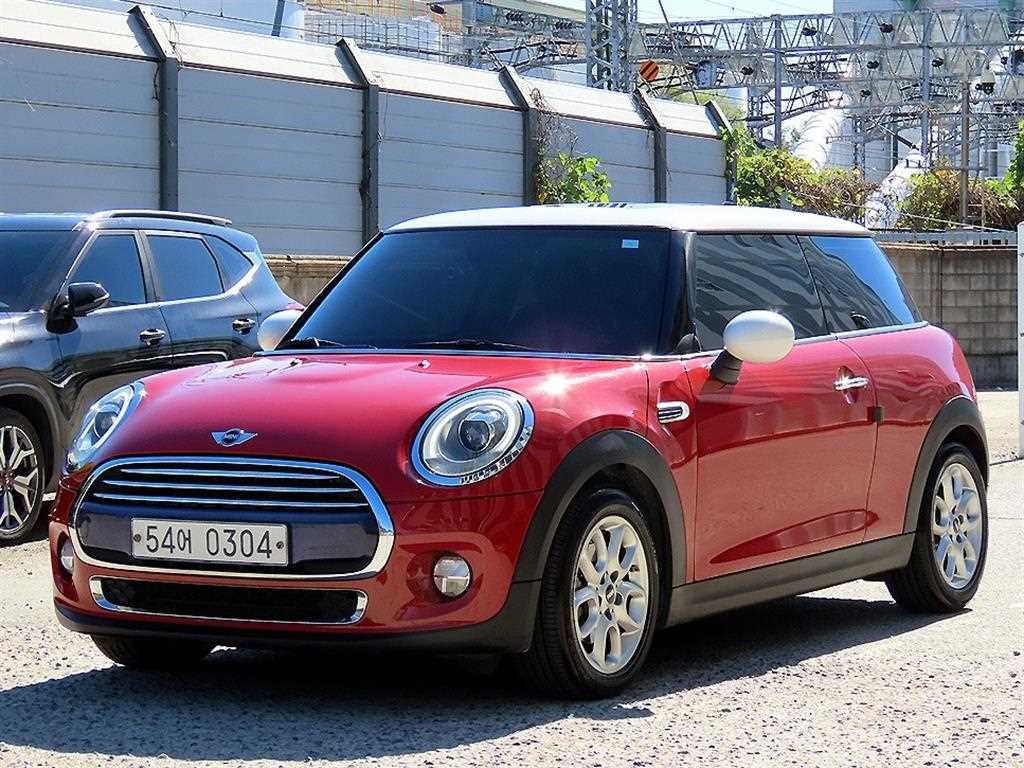 MINI 쿠퍼 SE 사진 2/20