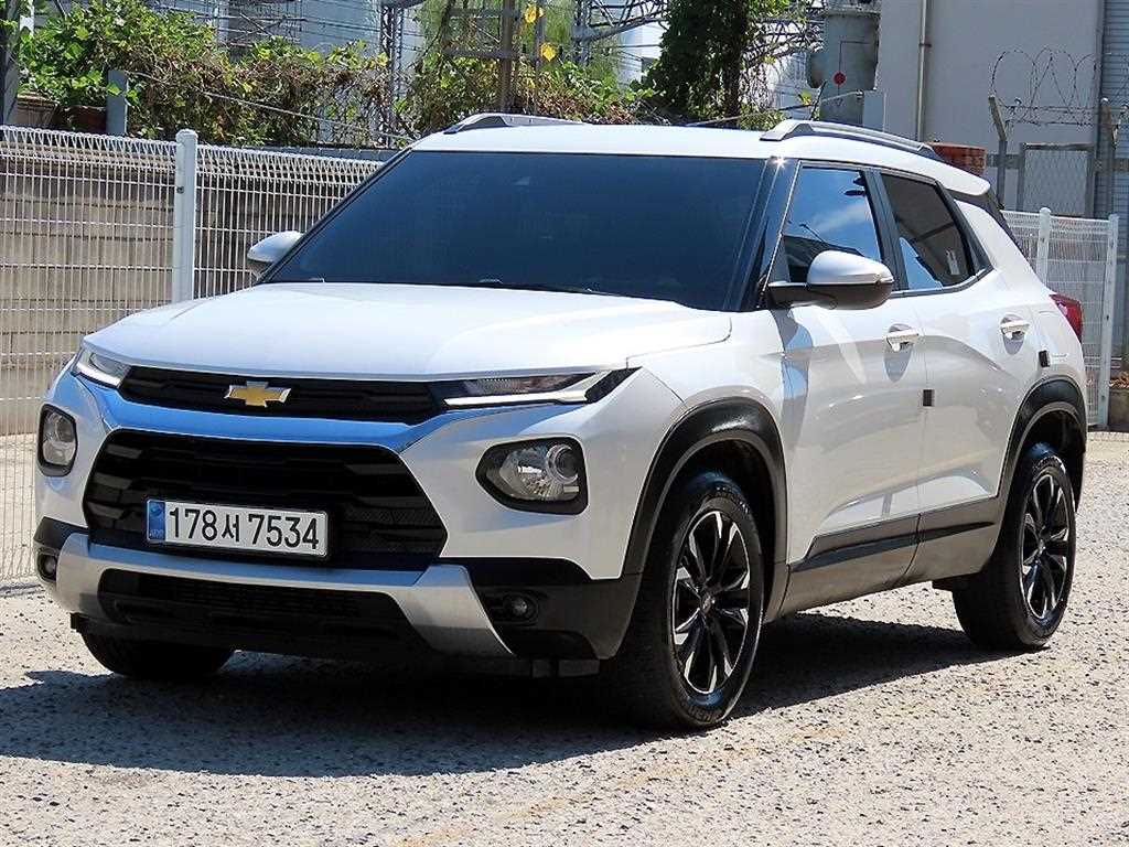 쉐보레 트레일블레이저 2WD 1.3 터보 가솔린 프리미어 사진 2/20