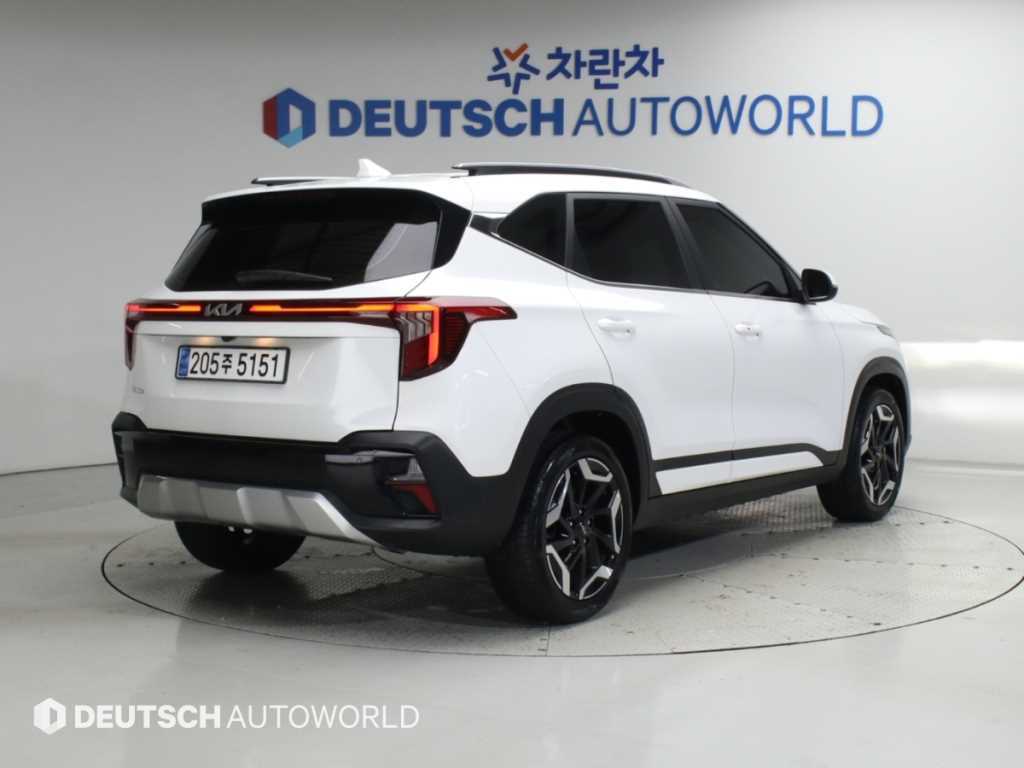 기아 셀토스 가솔린 1.6 터보 2WD 시그니처 사진 2/20