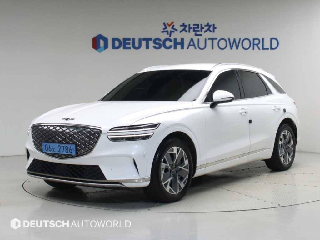 제네시스 GV70 e-AWD 사진