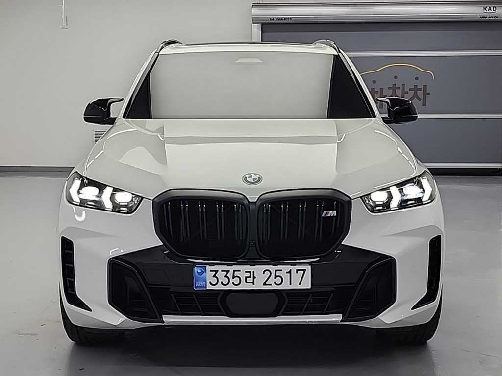 BMW X5 M60i 사진 2/19