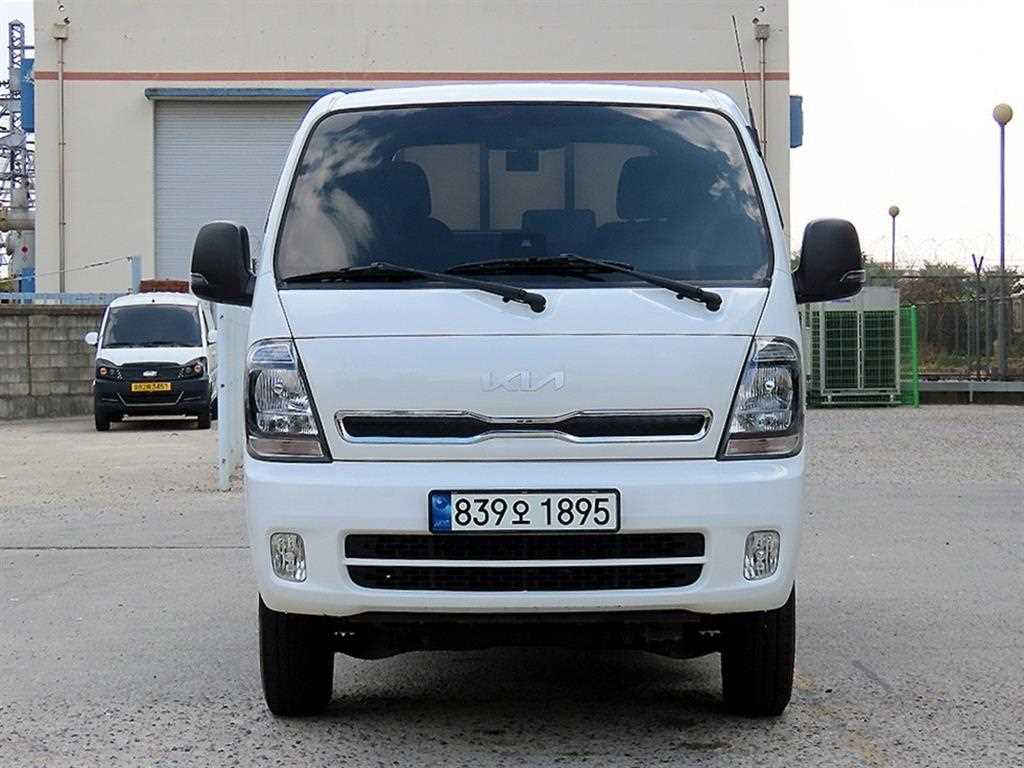 기아 더뉴봉고3 카고 4WD/1.0톤/킹캡/장축 GL 사진 2/20