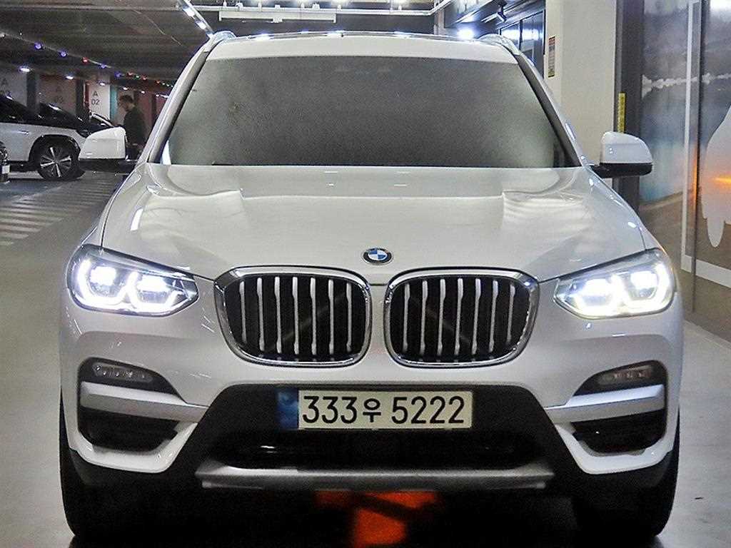 BMW X3 xDrive 20d xLine 사진 2/20