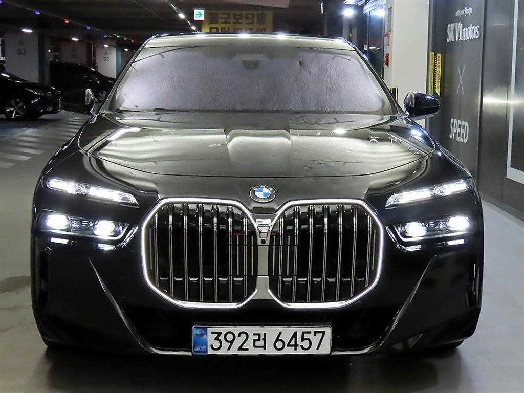 BMW 7시리즈 740i xDrive M 스포츠 사진 2/20