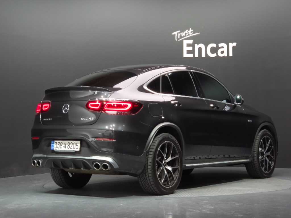 벤츠 GLC 클래스 AMG GLC 43 4MATIC 쿠페 사진 2/20