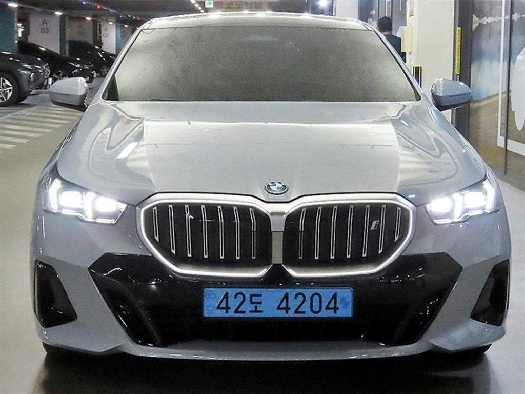 BMW i5 xDrive 40 M 스포츠 사진 2/20