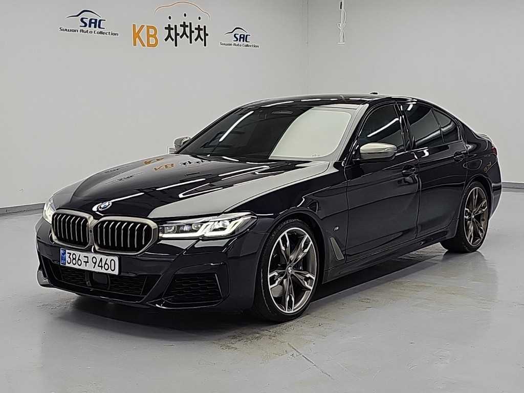BMW 5시리즈 M550i xDrive 사진 2/19
