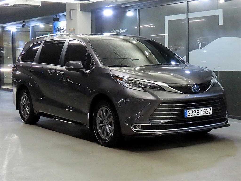 토요타 시에나 2.5 AWD 하이브리드 사진