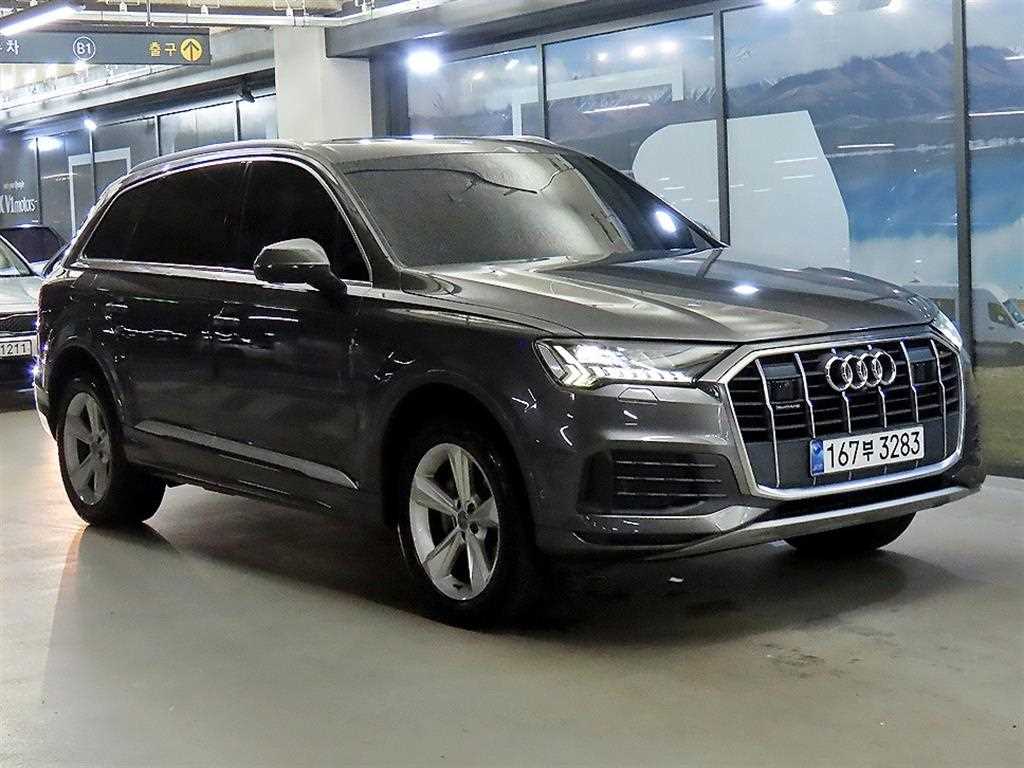 아우디 Q7 45 TDI 콰트로 사진 2/20