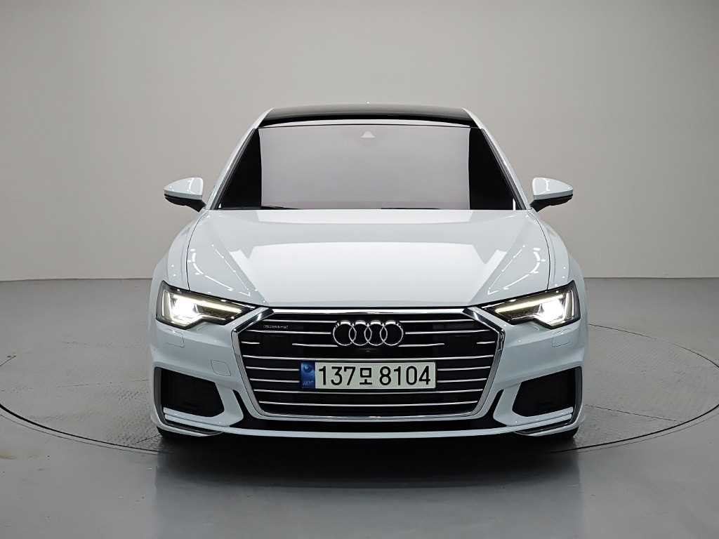 아우디 A6 45 TFSI 콰트로 프리미엄 사진 2/19