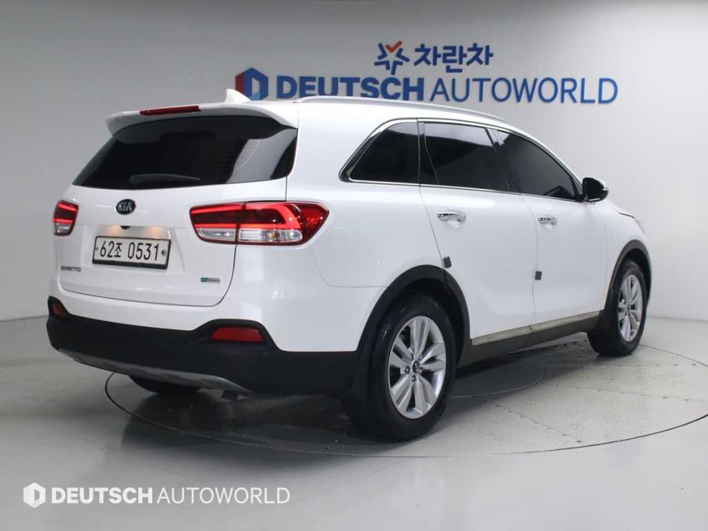 기아 쏘렌토 디젤 2WD 2.0 프레스티지 사진 2/20