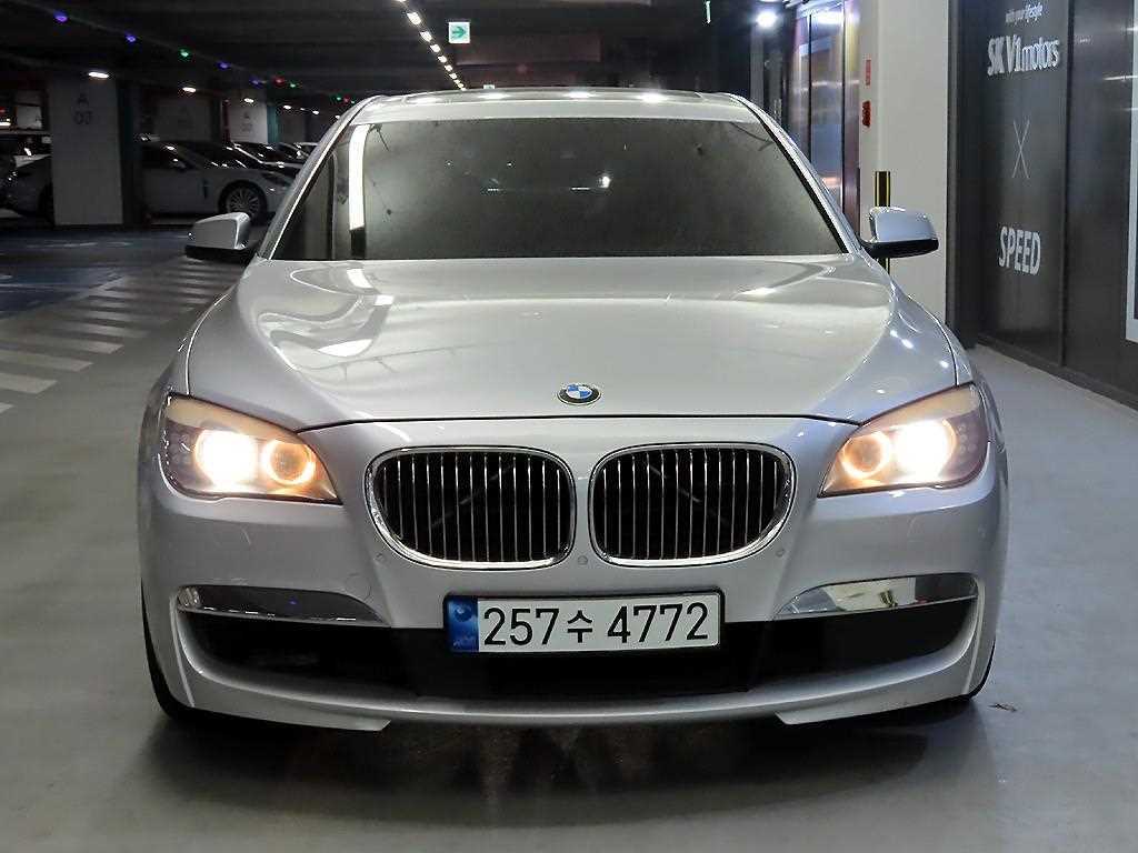 BMW 7시리즈 740 Li 사진 2/20