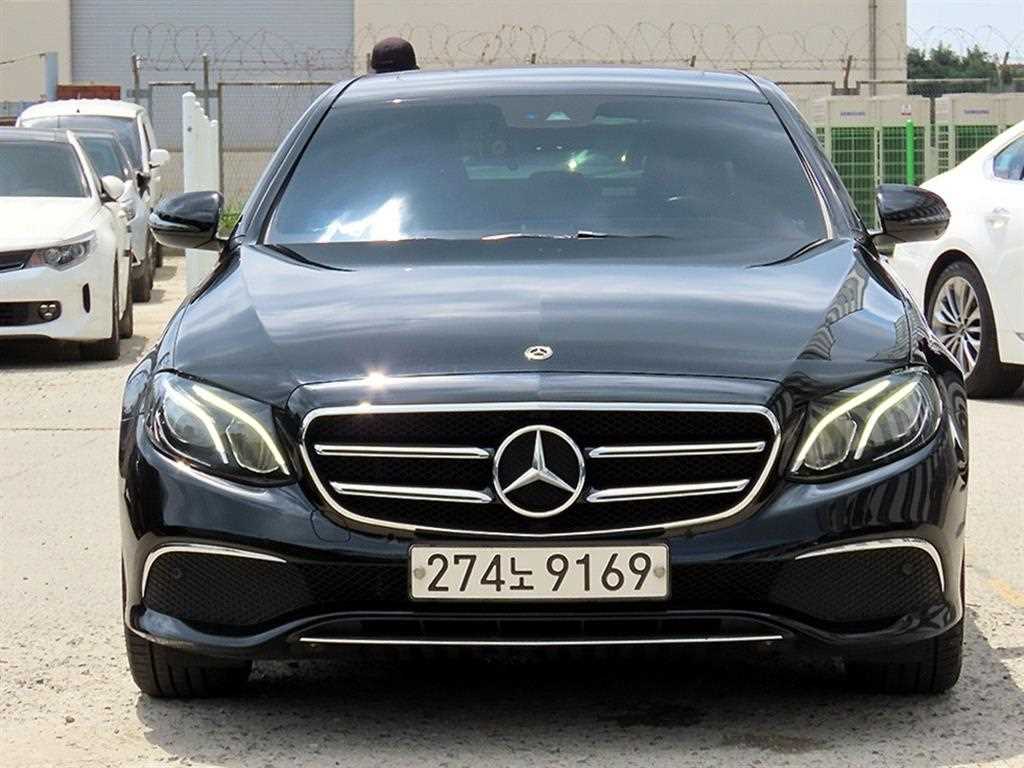 벤츠 E 클래스 E250 아방가르드 사진