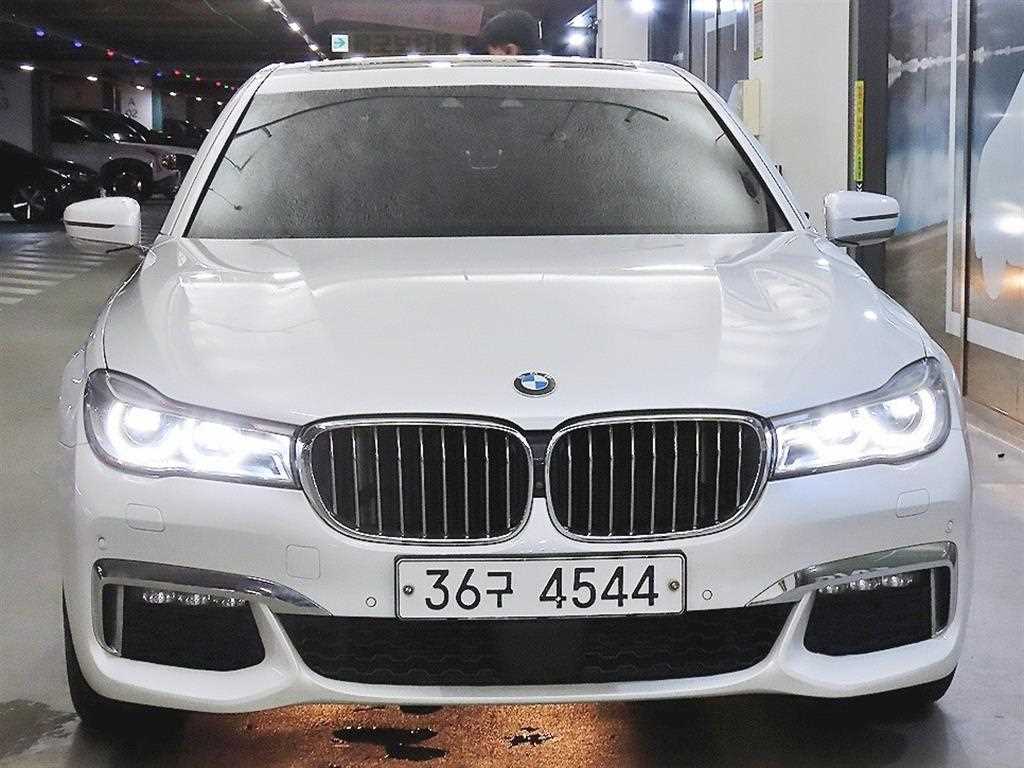 BMW 7시리즈 730Ld xDrive M 스포츠 사진 2/20