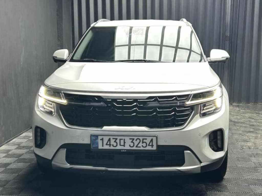 기아 셀토스 가솔린 1.6 터보 2WD 시그니처 사진