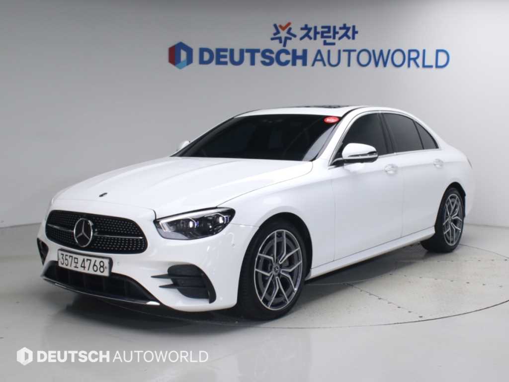 벤츠 E 클래스 E220d 4MATIC AMG라인 사진