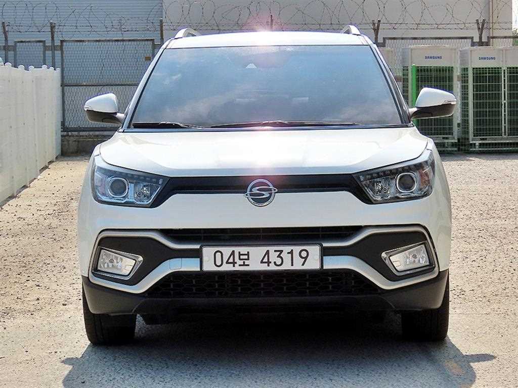 KGM 티볼리 2WD 가솔린 1.6 IX 사진