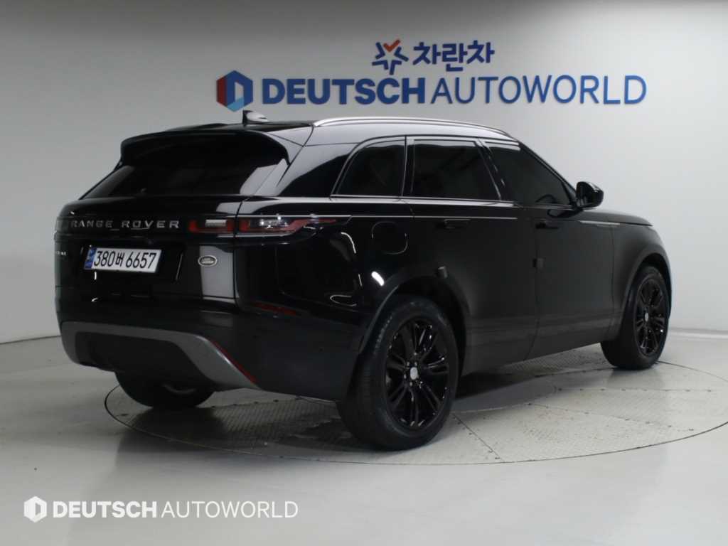 랜드로버 레인지로버 벨라 2.0 D240 SE 사진 2/20