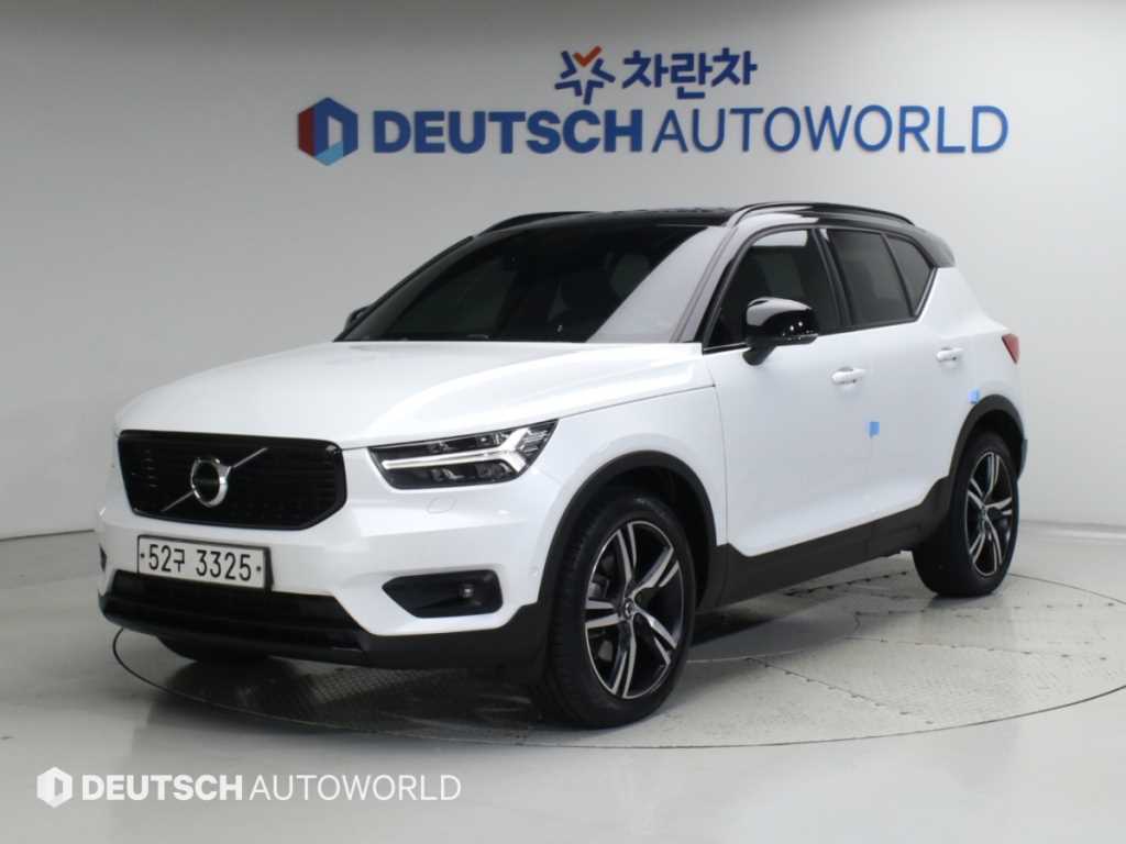 볼보 XC40 T4 4WD R-디자인 사진