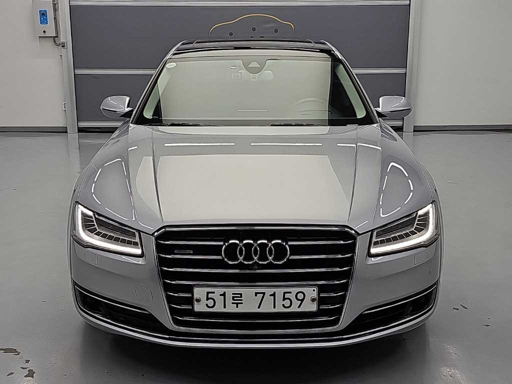 아우디 A8 50 TFSI 콰트로 LWB 사진