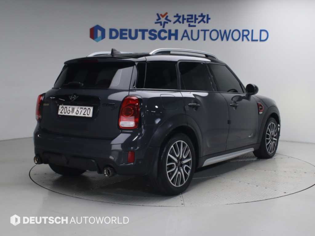 MINI 컨트리맨 2.0 쿠퍼 SD ALL4 사진 2/20