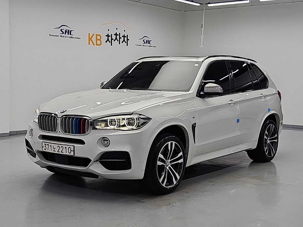 BMW X5 xDrive M50d 사진
