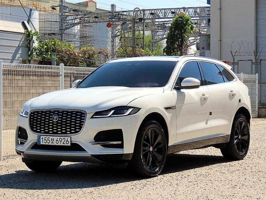재규어 F-PACE D200 SE 사진 2/20