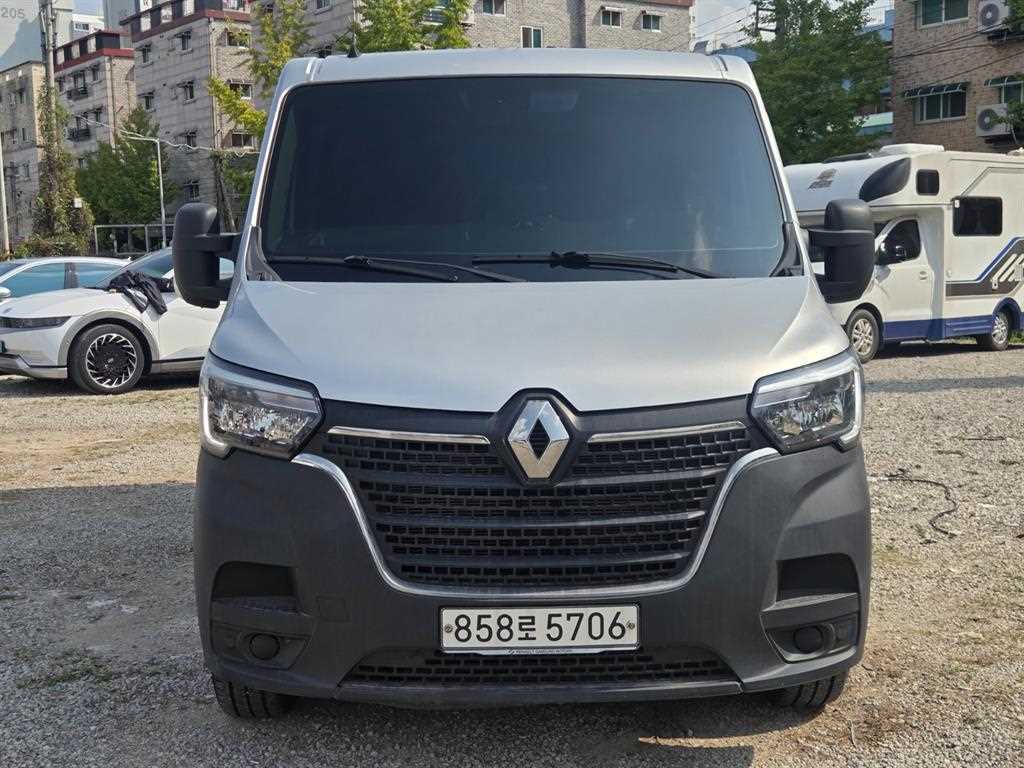르노코리아 마스터 2.3 S 사진