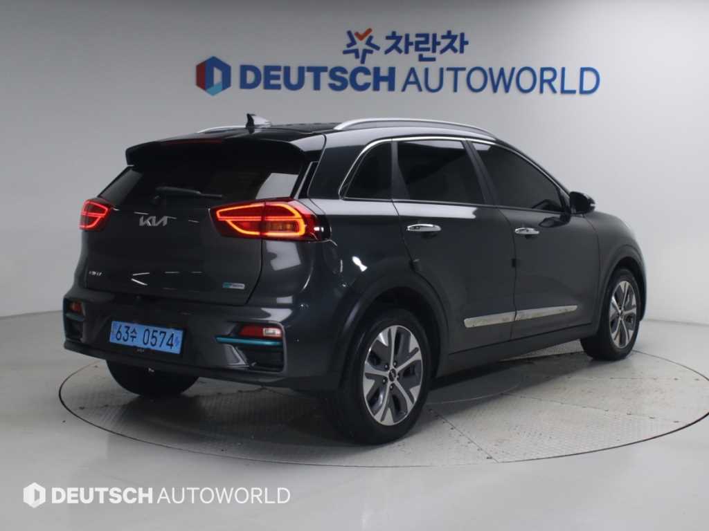 기아 니로 노블레스 사진 2/20