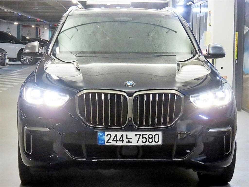BMW X5 M50i 사진 2/20