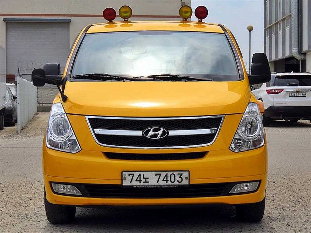 현대 스타렉스 12인승 왜건 2WD 어린이보호차 CVX 럭셔리 사진
