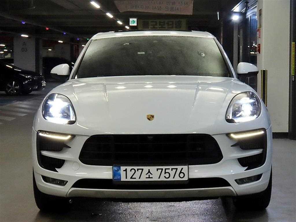 포르쉐 마칸 가솔린 3.0 GTS 사진 2/20