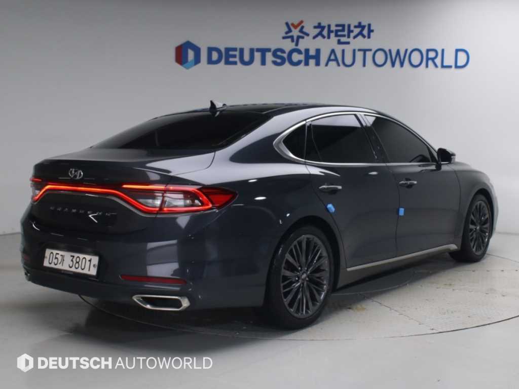 현대 그랜저 2.4 GDI 프리미엄 스페셜 사진 2/20