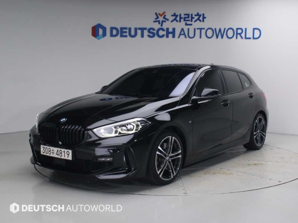 BMW 1시리즈 120i M 스포츠 사진