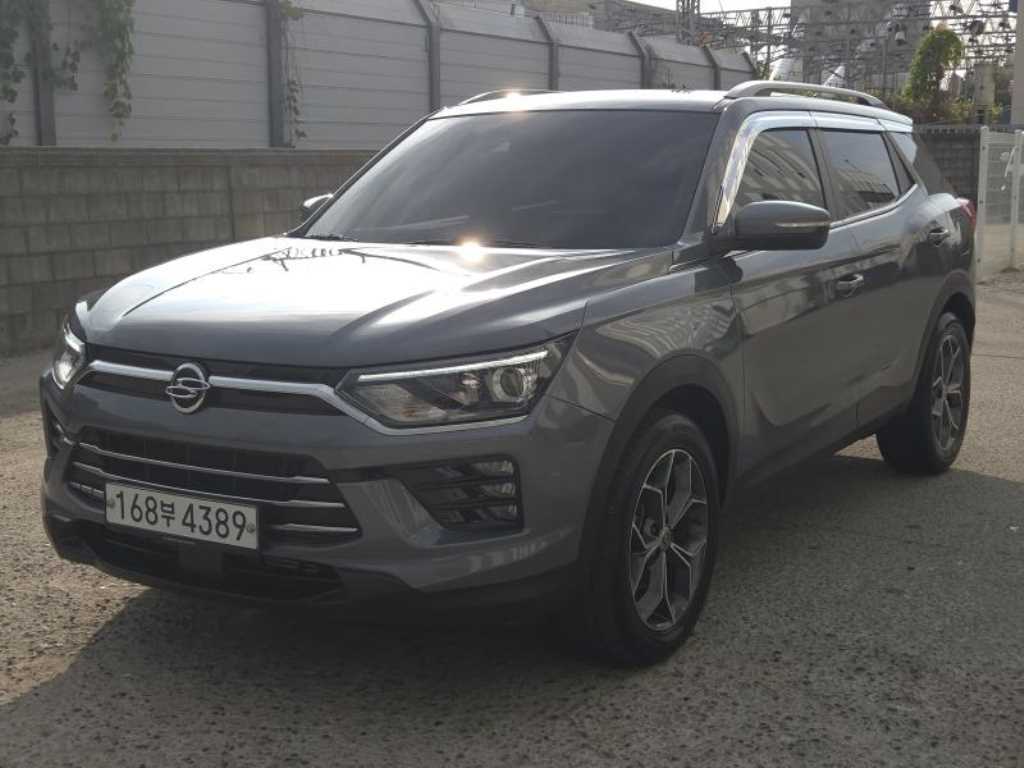 KGM 코란도 2WD 디젤 1.6 C5 플러스 사진 2/20
