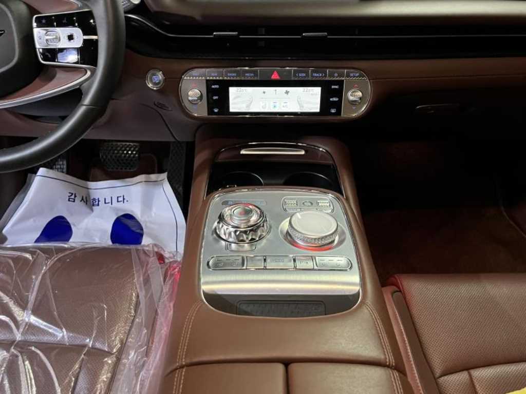 제네시스 G90 3.5T GDI AWD 사진