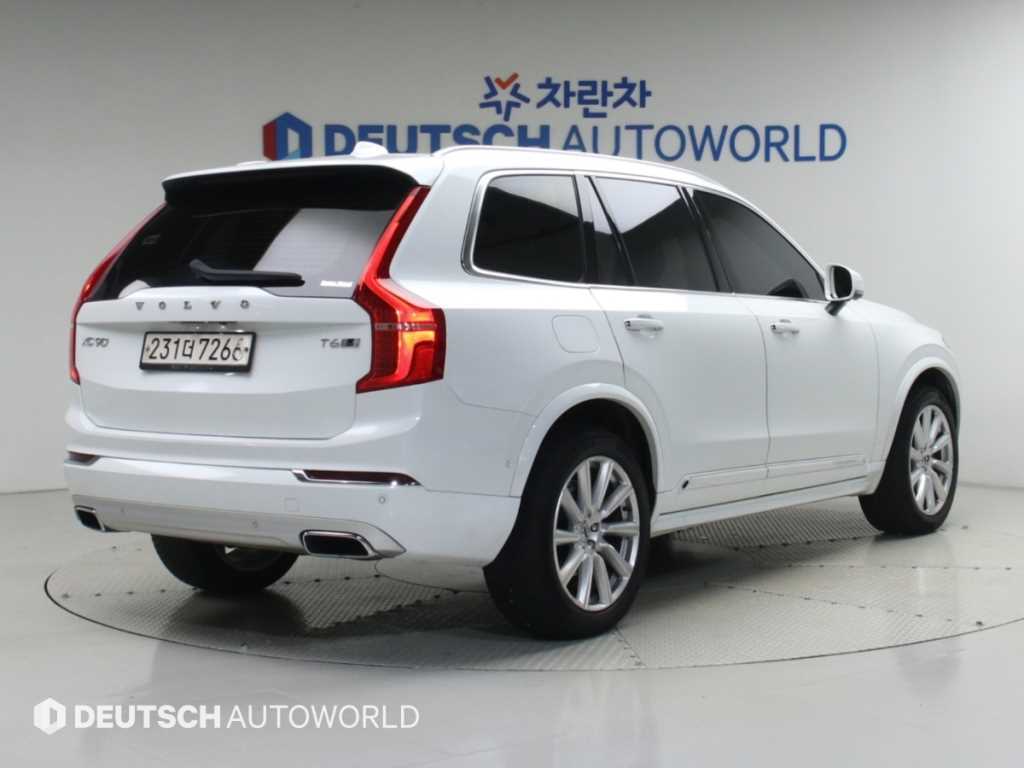 볼보 XC90 2.0 T6 AWD 인스크립션 사진 2/20
