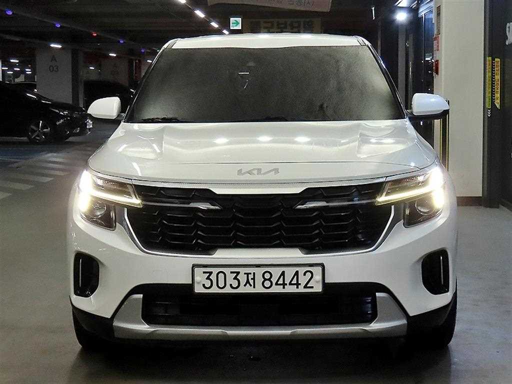 기아 셀토스 가솔린 2.0 2WD 트렌디 사진 2/19