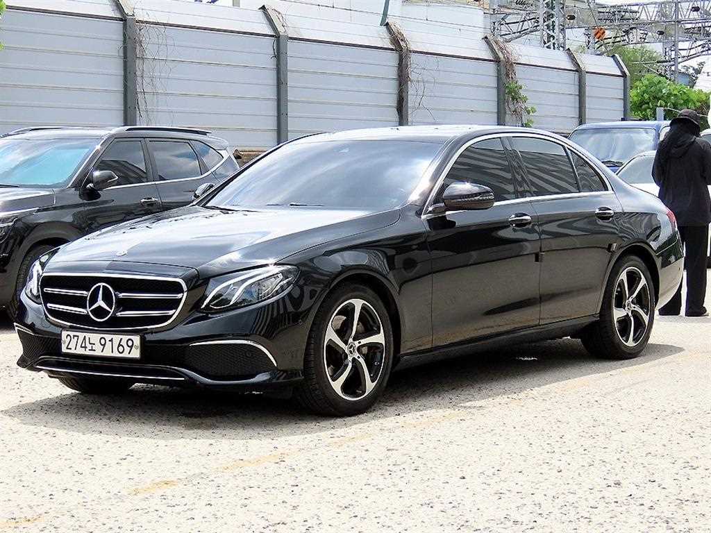 벤츠 E 클래스 E250 아방가르드 사진 2/20