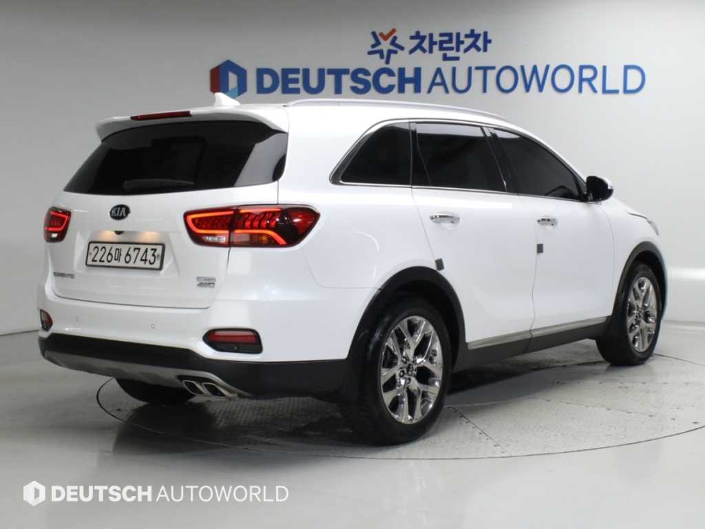 기아 쏘렌토 디젤 2.0 4WD 마스터 사진 2/20