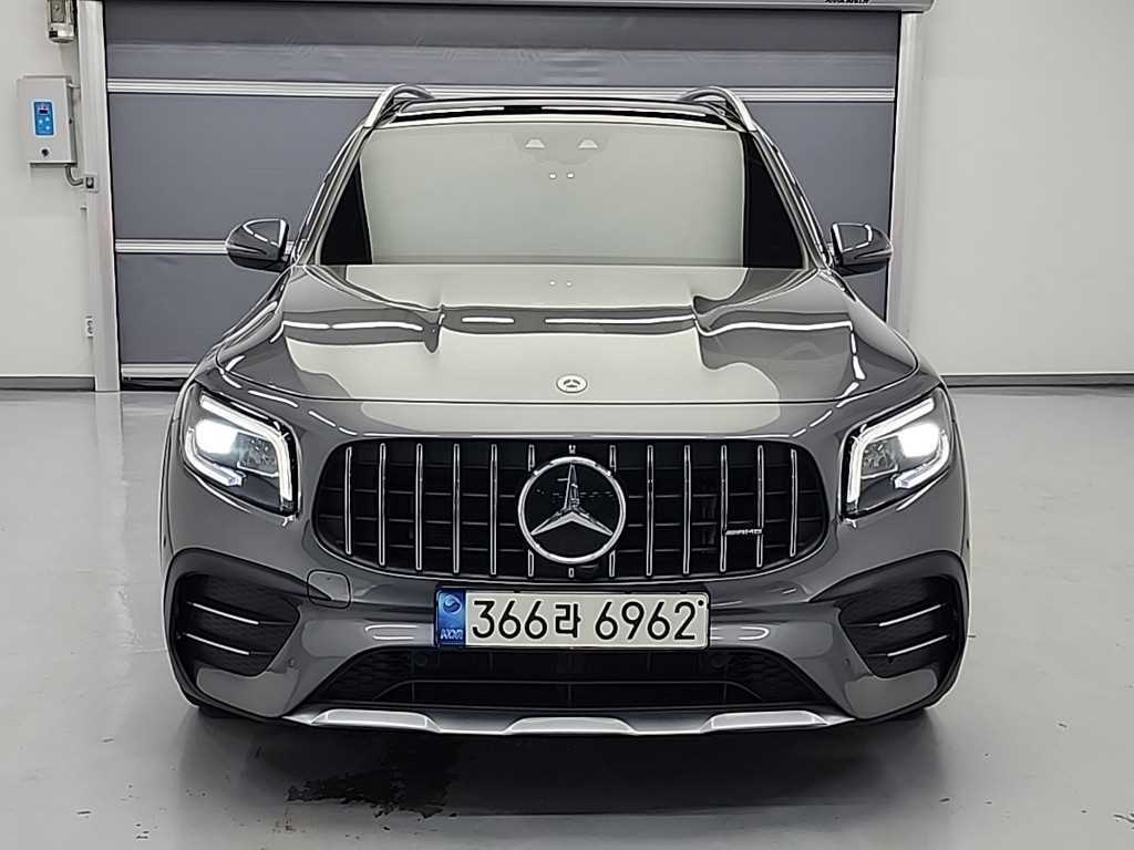 벤츠 GLB 클래스 AMG GLB 35 4MATIC 사진 2/20