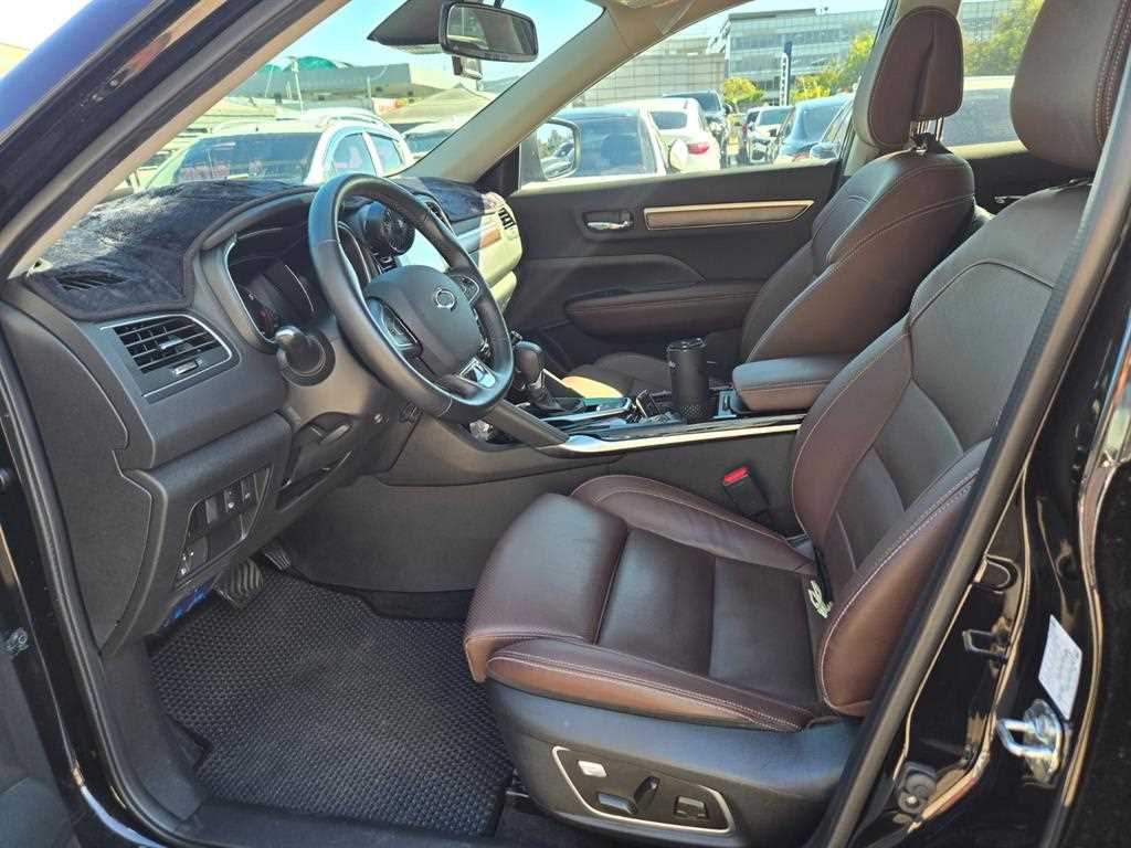 르노코리아 QM6 2.0 LPe RE 시그니처 2WD 사진