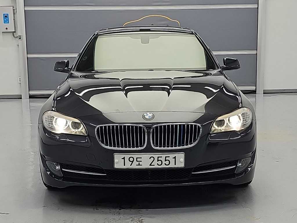 BMW 5시리즈 525d 사진 2/18